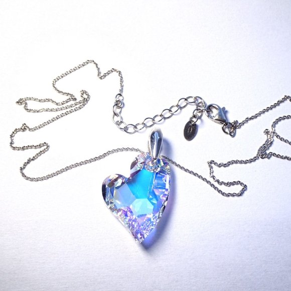 New Swarovski Crystal Heart Pendant & Sterling Silver Chain - Picture 1 of 2
